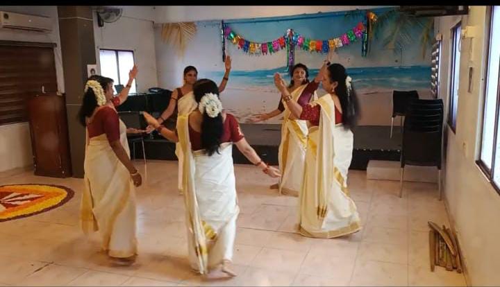 Thiruvathira dance during the Trivandrum Toastmasters Onam celebration
